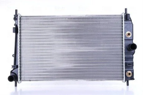 Радіатор, охолодження двигуна NISSENS 66701