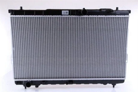 Радиатор охлаждения NISSENS 67031