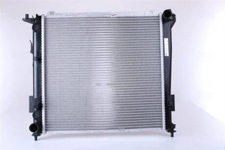 Радіатор, охолодження двигуна NISSENS 67077