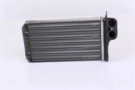 Радиатор отопителя NISSENS 71161