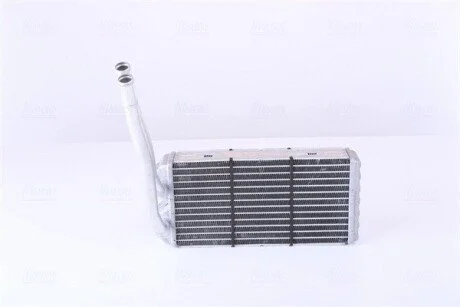 Радиатор отопителя NISSENS 73001