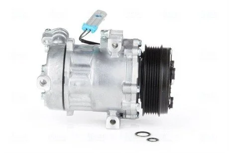 Компрессор кондиционера NISSENS 890388