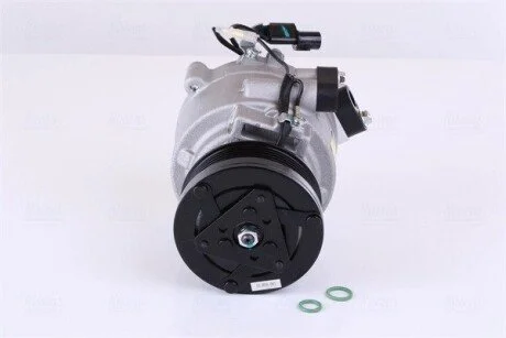 Компресор кондицiонера NISSENS 890666