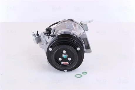 Компресор кондиціонера DCS17EC, діаметр шківа 114мм, 12В INFINITI EX, QX50 I 3.5/3.7 10.08- NISSENS 890880