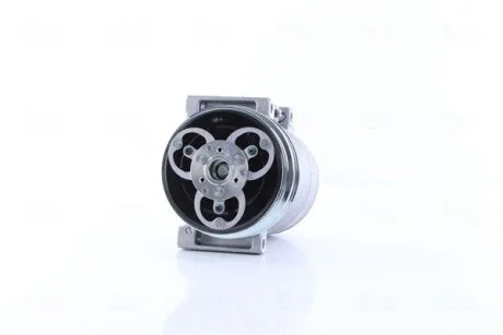 Компресор кондиціонера VOLVO C30, C70 II, S40 II, V50, FORD C-MAX, FOCUS C-MAX, FOCUS II, FOCUS III, FOCUS III/HATCHBACK, FOCUS II/KOMBI, KUGA I 1.4-2.5 10.03-02.20 NISSENS 89383