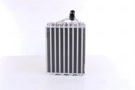 Испаритель, кондиционер NISSENS 92135