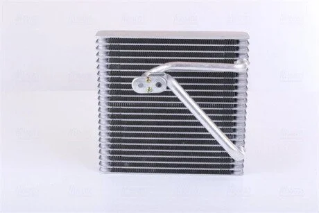 Випаровувач кондиціонера NISSENS 92164