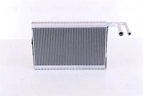 Випаровувач, кондиціонер NISSENS 92329