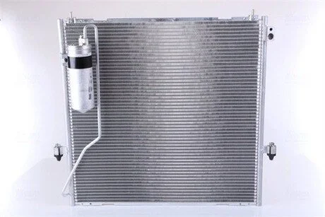 Радiатор кондицiонера NISSENS 940472