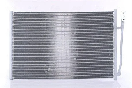 Радіатор кондиціонера NISSENS 941245