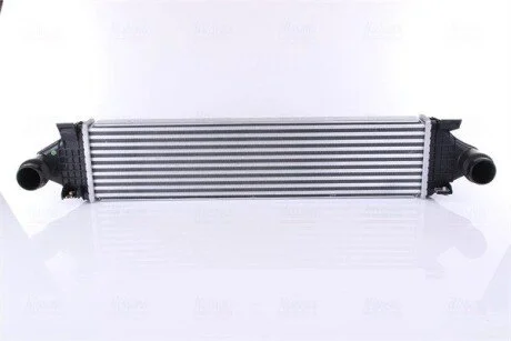 Інтеркулер VOLVO V40/S60/V60/V70 1,5/2,0/2,0D 15- NISSENS 961476