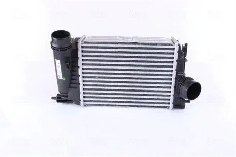 Інтеркулер NISSENS 961584