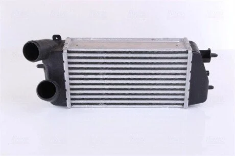 Радіатор наддуву NISSENS 96774