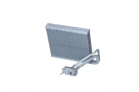 Автозапчасть NRF 36170