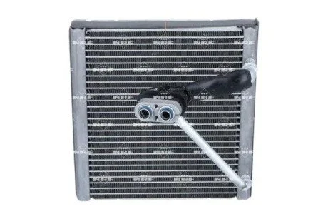Автозапчасть NRF 36181