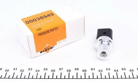 Датчик давления кондиционера VAG A4,A6, A8 07- NRF 38949