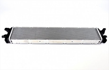 Радіатор охолодження Audi A4-A8 2.0D-4.0 07-18 NRF 50037