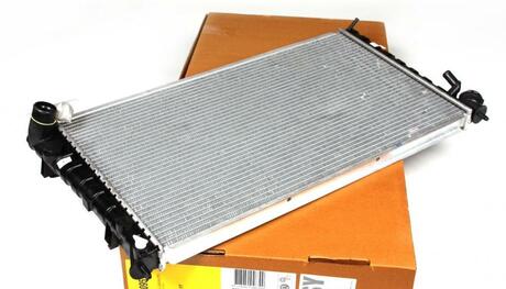 Радиатор охлаждения Citroen Berlingo 1,9 D/2,0 HDi NRF 509510