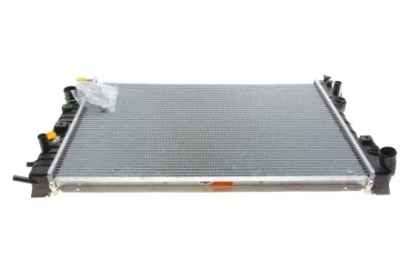Радiатор Opel Omega B 2,5-3,0 V6 94-00 NRF 529689