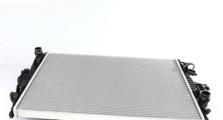 Радіатор NRF 53005