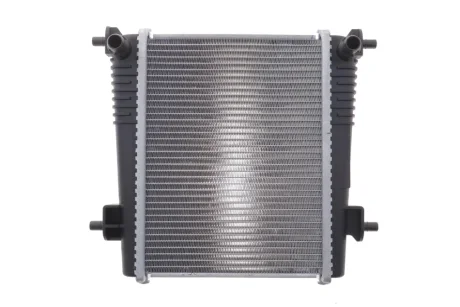 Радіатор двигуна BMW 2 (G42, G87), 3 (G20, G80, G28), 4 (G22, G82), 4 (G23, G83), 4 GRAN COUPE (G26), Z4 (G29) 2.0/3.0/3.0H 11.18- NRF 550214 (фото 1)