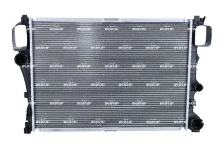 Радіатор двигуна MERCEDES S (C216), S (W221, V221) 4.0D-6.0 10.05-12.13 NRF 550260