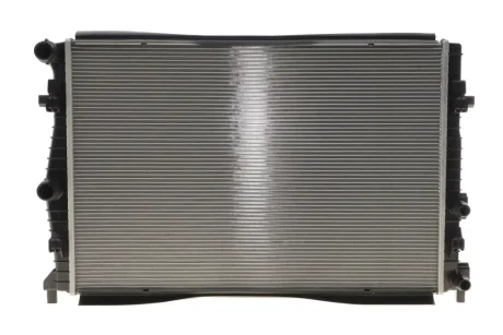 Радіатор охолодження двигуна NRF 550262
