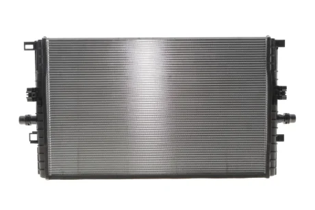 Радіатор охолодження двигуна NRF 550323