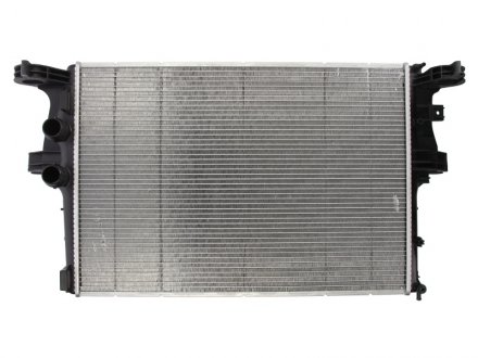 Радиатор NRF 58430 (фото 1)