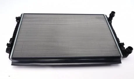 Радиатор основной Audi A3Skoda Octavia Iii Golf Vii, Passat 1.0-2.0D 08.12- NRF 58453