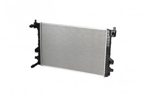 Радиатор охлаждения двигателя AUDI A3 SEAT LEON,SKODA OCTAVIA III GOLF VII 1.2-2.0D 04.12- NRF 58471