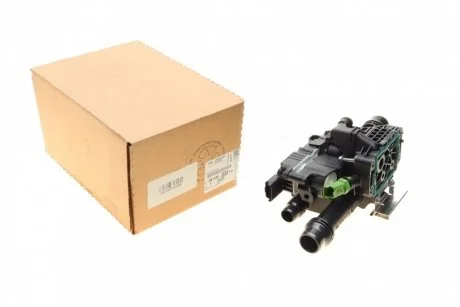 Термостат в корпусе Peugeot 3008/5008 1.6BLUEHDI 8V Citroen/Peugeot Peugeot/Citroen 9803549480