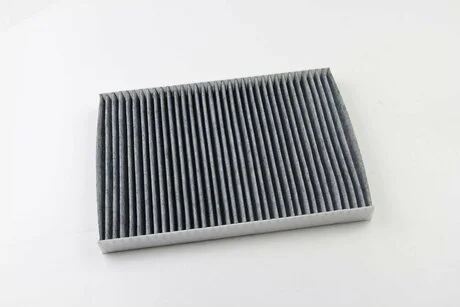 Фильтр салона Caddy 96-04/Golf 92-98/Passat 01-05/Octavia 96-11 (угольный) Purflux AHC104