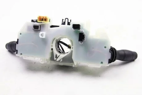 Переключатель подрулевой Master III 10- RENAULT 681720005R