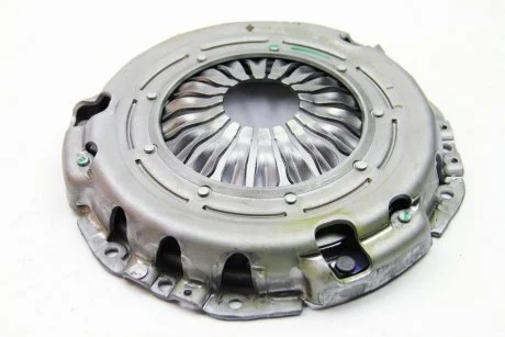 Сцепление в сборе (завод.реставрация) 3.0 dCI ZD3 Master II (00-) RENAULT 77 11 497 161