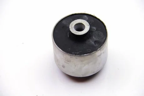САЙЛЕНТБЛОК ЗАД БАЛКИ RENAULT 8200431675