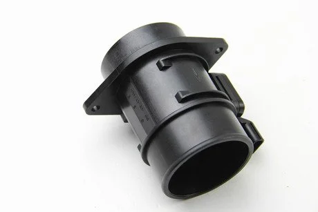 Датчик расхода воздуха 1,5dci, 2.0dci, 2.5dci Logan, Duster, Kangoo II, Trafic II/III RENAULT 8200651315