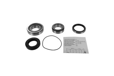 Подшипник ступицы, комплект MITSUBISHI L 200/L 300/L 400/Storm/Strada "R "2,0/2,5L "93>> SKF VKBA3775