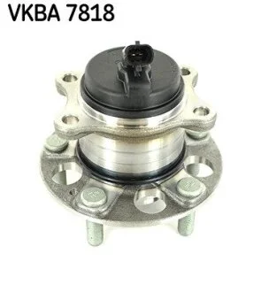Комплект підшипника колеса задн HYUNDAI ELANTRA VII 1.6/2.0 03.20- SKF VKBA7818 (фото 1)