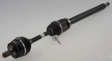 Приводна напіввісь SPIDAN 25335