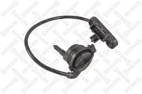 Включатель фар заднего хода Audi A4/A6/Passat 95- STELLOX 06-12518-SX