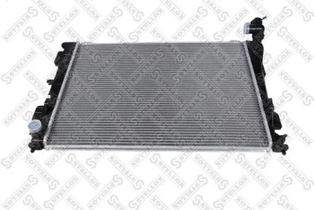 Радіатор охолодження двигуна (М/T) Sonata YF Optima STELLOX 1026853SX