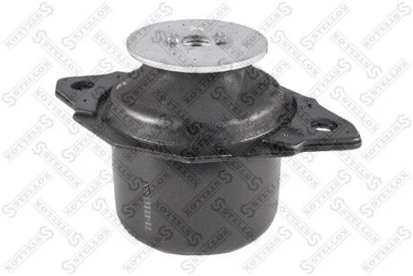 Опора двигуна (лiва) VW Passat/Golf/Vento 1.4/1.6/1.8/1.9D 88-99 STELLOX 71-11111-SX