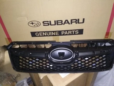 Решітка радіатора SUBARU 91122FJ020