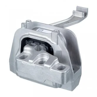 Опора, двигун SWAG 30104440