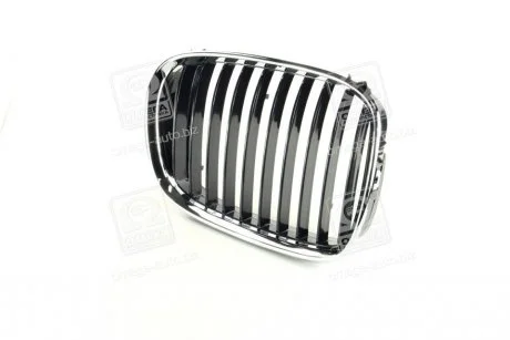 Решетка в капоте прав. BMW 5 E39 TEMPEST 014 0089 914
