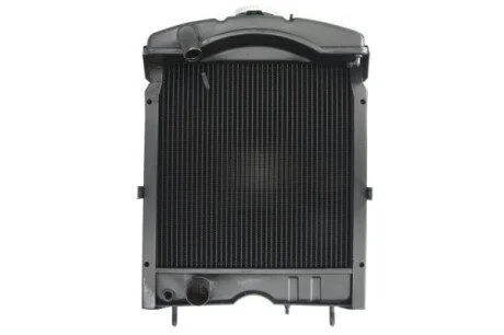 Радиатор THERMOTEC D7AG098TT