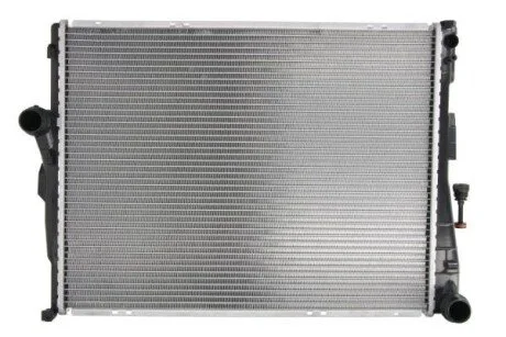 Радиатор THERMOTEC D7B021TT