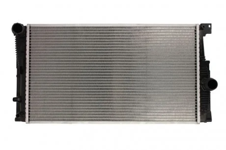 Радиатор THERMOTEC D7B045TT