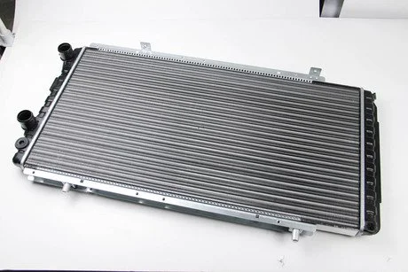 Радиатор THERMOTEC D7P001TT